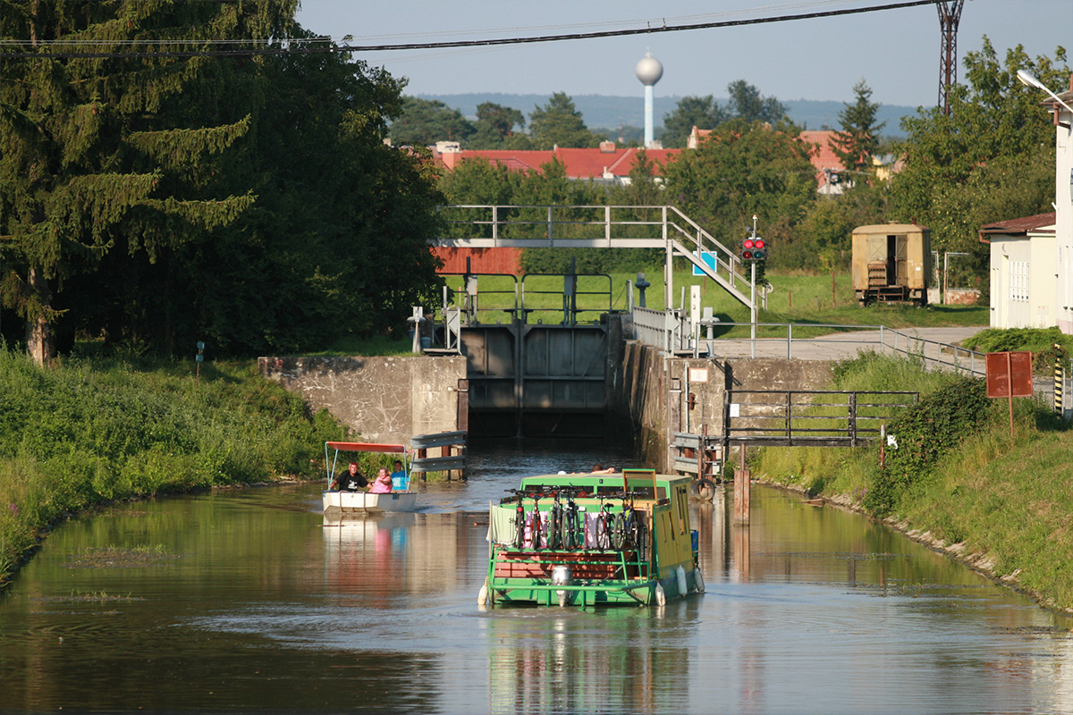 Baťův kanál